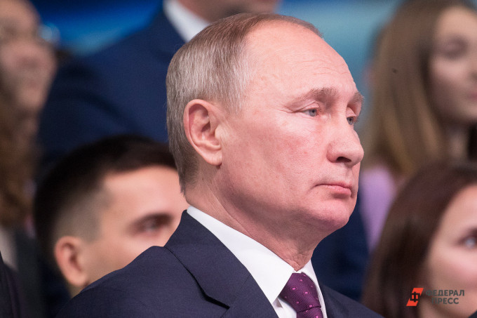 Путин поручил списать задолженность регионов РФ до 1 октября